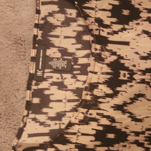 Patterned blouse - Picture 3 of 3